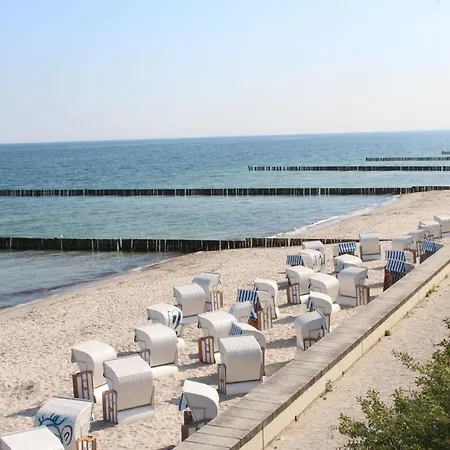 Strandweg 1 * Nienhagen